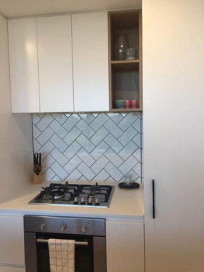 YARRAVILLE 2 bed 2 bath